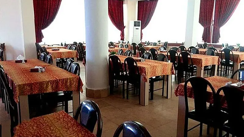 رستوران هتل پانیذ کیش